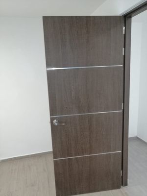 Renta departamento sin muebles en Fracc Milenio Qro Mex