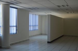 Renta/Venta Edificio para oficinas en Pueblo Nuevo Qro Mex