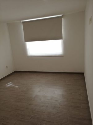 Renta departamento sin muebles en Fracc Milenio Qro Mex