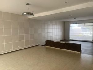 Casa en venta para reestrenar en residencial Chiluca