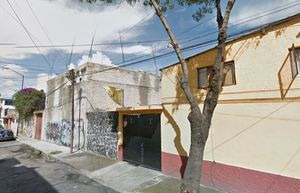 CASA EN COYOACÁN GRAN OPORTUNIDAD DE INVERSIÓN