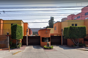 CASA, EN TLALPAN, EXCELENTE OPORTUNIDAD