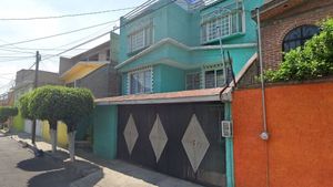 CASA, EN IZTAPALAPA, EXCELENTE OPORTUNIDAD