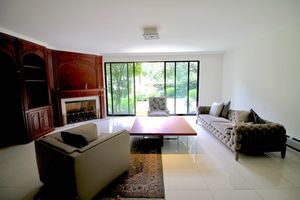 VENTA DE CASA EN BOSQUES DE LAS LOMAS