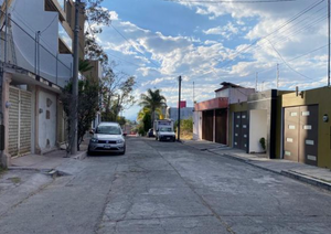 TERRENO EN RESIDENCIAL BOSQUES, ALTOZANO