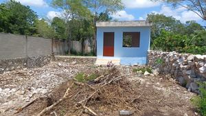 Terreno con construcción en Tamarindos Dzitya