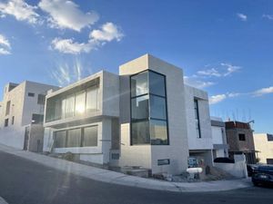 CASA EN VENTA ZIBATÁ, EL MARQUÉS, QUERÉTARO