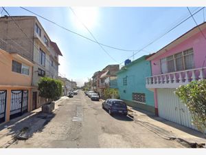 Casa en Venta en Vergel de Guadalupe Nezahualcóyotl