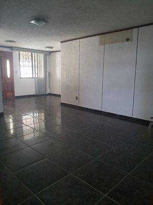 CASA EN VENTA 4 RECAMARAS CON ALBERCA ESTUDIO LOCAL COMERCIAL COLONIA PETROLERA