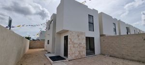 CASA EN VENTA 3 RECÁMARAS EN ESQUINA ZONA PONIENTE CAUCEL MERIDA YUCATÁN