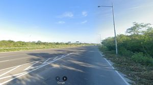 Terreno sobre carretera para giro comercial, industrial o residencial en Mérida