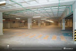 Oficinas corporativas de 830 m2 en renta en Torre 2 Vía Montejo Mérida