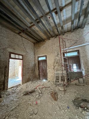 Casa en Remodelación en el Centro Histórico, Cerca del Parque de Santiago