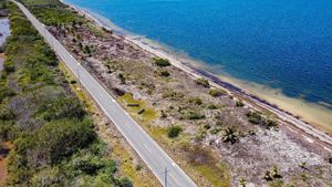 En Venta Terrenos frente a playa en Santa Clara Yucatán.