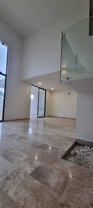 Casa en venta (casa Toscana) 3 recámaras en privada Nadira Conkal Mérida, Yuc.