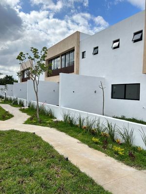 Últimos Townhouses en venta de 3 recámaras. Azana. Temozón