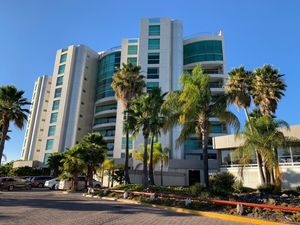 Departamento en renta en La Campana, 76100 Santiago de Querétaro, Qro.,  México. Juriquilla, Hotel Hacienda Jurica by Brisas, Ramada Encore Queretaro