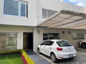 Casa en Venta en Llano Grande (El Salitre) Metepec