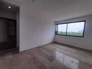 EN VENTA CASA EN PRIV. UNICA  CARRETERA MERIDA PROGRESO KM 12