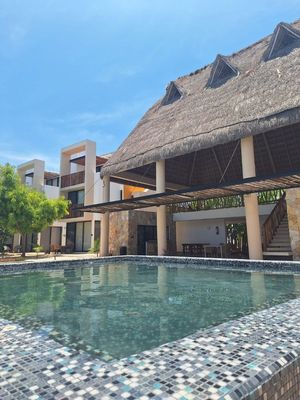 Casa de 3 recámaras amueblada , con paneles solares y club de playa