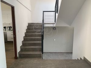 Casa en venta en José María Gutiérrez Estrada, Naucalpan, Méx.. Colegio  Aleman Alexander Von Humbolt, Walmart Lomas Verdes, Club Deportivo  Berimbau, .