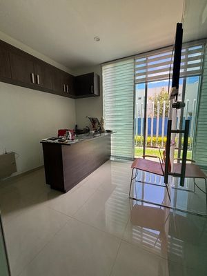 Linda casa en venta con habitación principal en PB