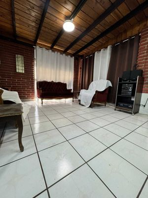 "CASA EN VENTA Y / O EN RENTA EN AMPLIACIÓN MODERNA"