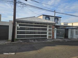 SE VENDE CASA EN EL LIENZO