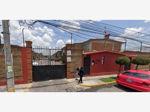 Casa en Venta en Santa Cruz Metepec