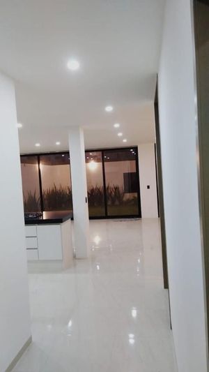 CASA EN VENTA EN LOMAS DE JURIQUILLA, QUERETARO