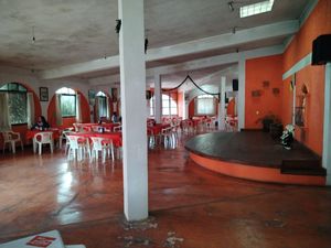 Se vende Inmueble Comercial en Periférico Sur