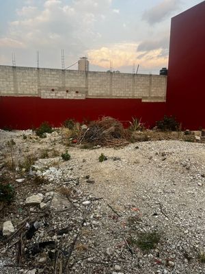Se vende terreno en privada en Fátima