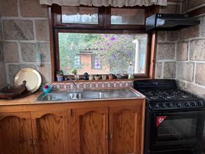 Se renta casa amueblada tipo cabaña en Santa Rosa Xochiac