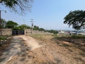 Terreno habitacional en venta en higo quemado a 2,300 m2