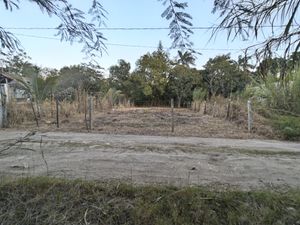 Se Vende Terreno en Berriozábal de 230 Mts2 a tan solo 400 metros de los viveros