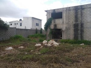 Se vende Terreno con Construcción en Obra Negra