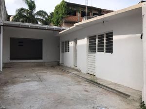 LOCAL COMERCIAL EN  VENTA