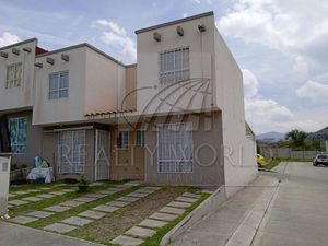 CASA EN VENTA EN VILLAS DEL BOSQUE