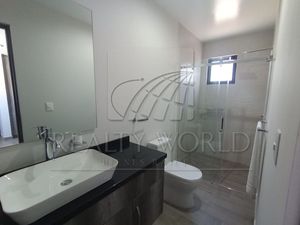 CASA EN VENTA, ZONA DE ALTA PLUSVALIA METEPEC EDO DE MEXICO