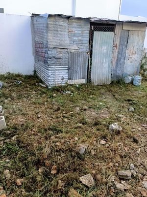 VENTA DE AMPLIO TERRENO IRREGULAR CON PROYECTO EN CHOLUL MERIDA