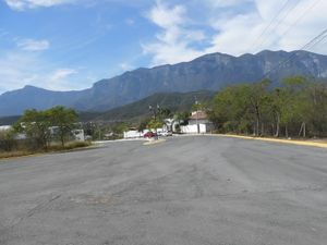 TERRENO IRREGULAR EN CAMPESTRE LOS CRISTALES