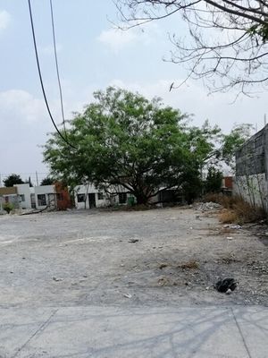 TERRENO MIXTO EN COLINAS DEL AEREOPUERTO