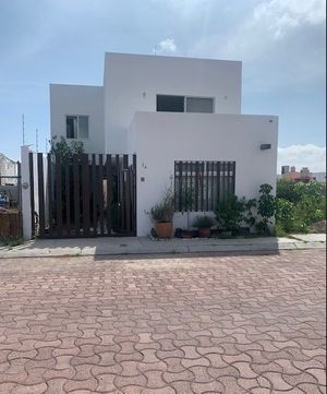 Casa en venta en Hacienda las Trojes, Corregidora, Querétaro, 76908.