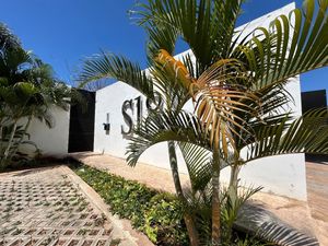 Venta Townhouse amueblado en Privada S18, Temozón Norte Mérida Yucatán