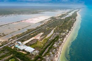 VENTA NAVIRE Lotes residenciales tercera fila en Riviera Santa Clara, Yucatán