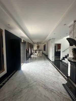 Hermosa Casa Venta, en las Lomas de Chapultepec