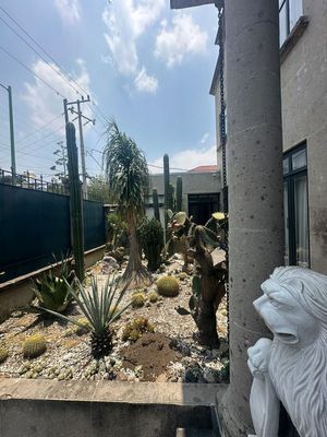 Hermosa Casa Venta, en las Lomas de Chapultepec