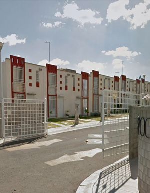 Casas en venta en Paseos del Pedregal, Qro., México, 76148
