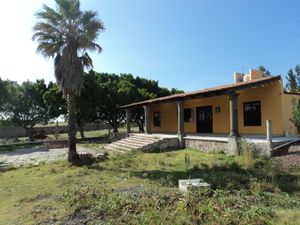 OFICINAS Y CASA EN VENTA o RENTA EN HUIMILPAN QUERETARO M-E