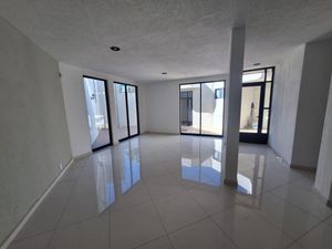 VENTA DE CASA GRANDE en la Nueva Chapultepec.